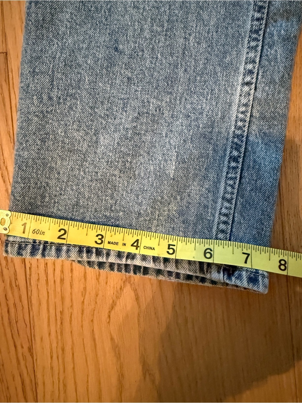 GAP Loose Mid Rise Light Wash Jeans - Picture 5 of 7